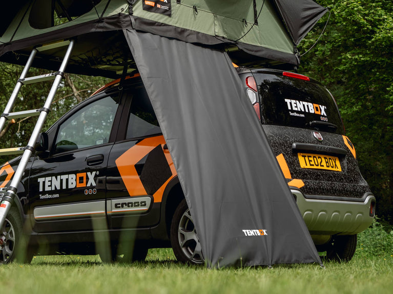 TentBox Lite Windbreak A sheltering wall for your roof tent